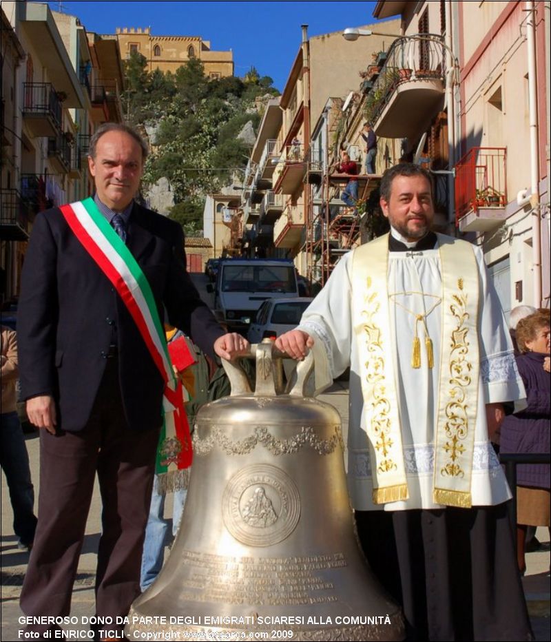 Generoso dono da parte degli emigrati Sciaresi alla comunità