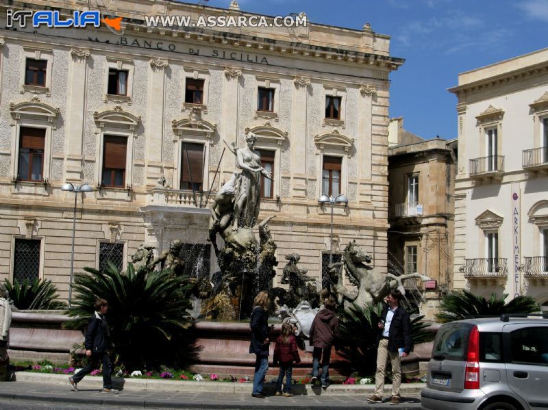 Fontana di Artemide