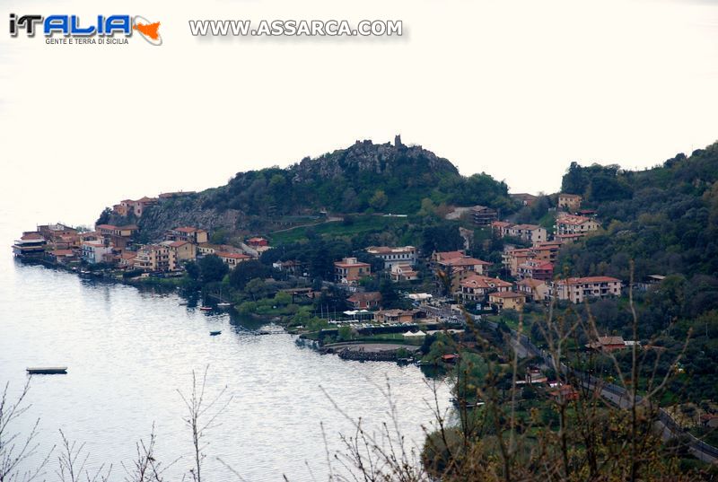 Il lago di Bracciano (Roma)