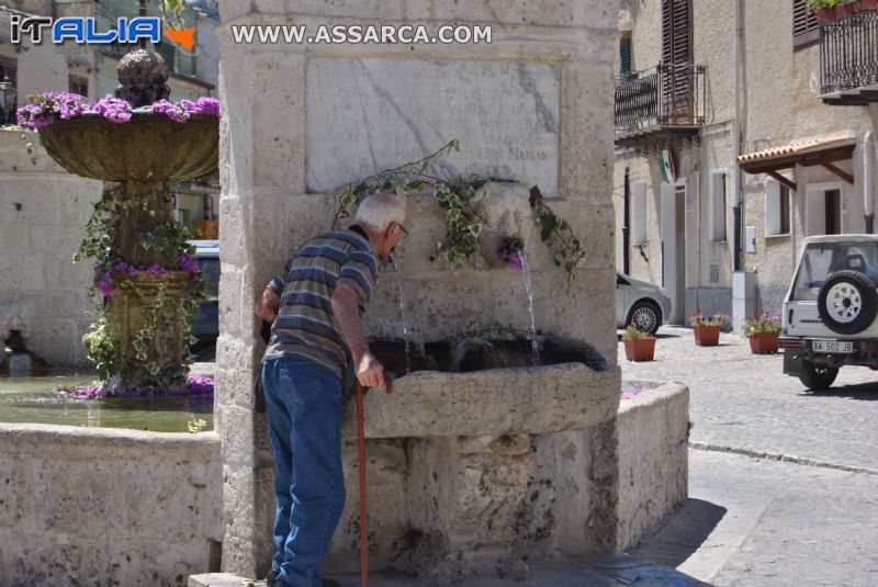 IL RINFRESCO E SERVITO.