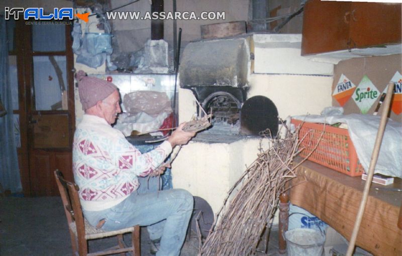 accenzione del forno x poi infornare il pane.