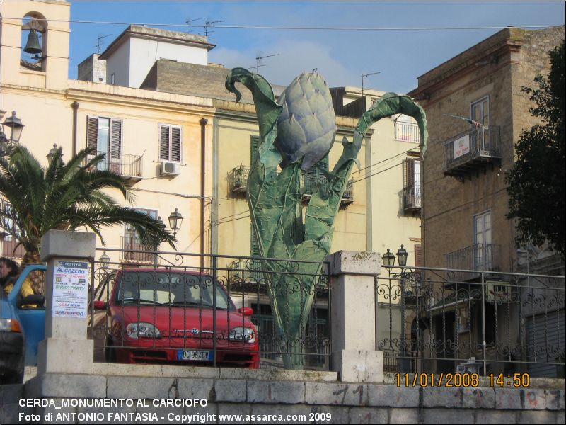 CERDA MONUMENTO AL CARCIOFO