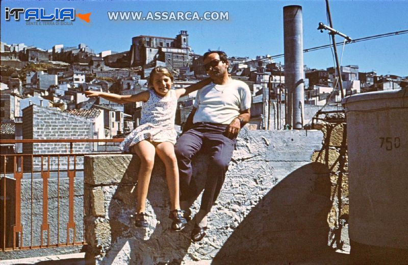 ALIA  CON VISTA LA CHIESA MADRE ANNI 70