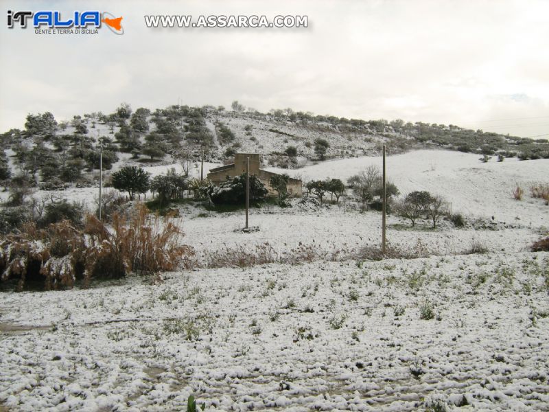 VALLELUNGA PRATAMENO (CL) : Campagna innevata