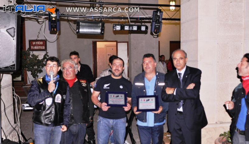 A GANGI SERATA CON SETTANTA BIKERS