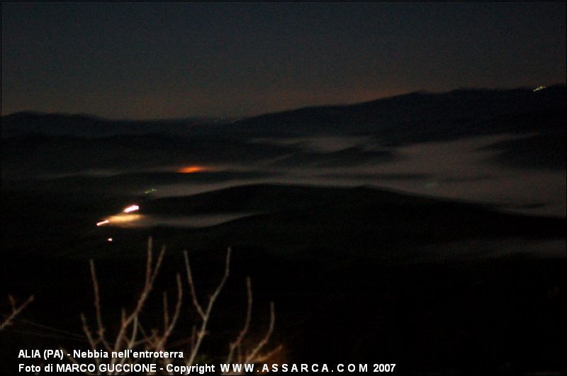 Nebbia nell'entroterra