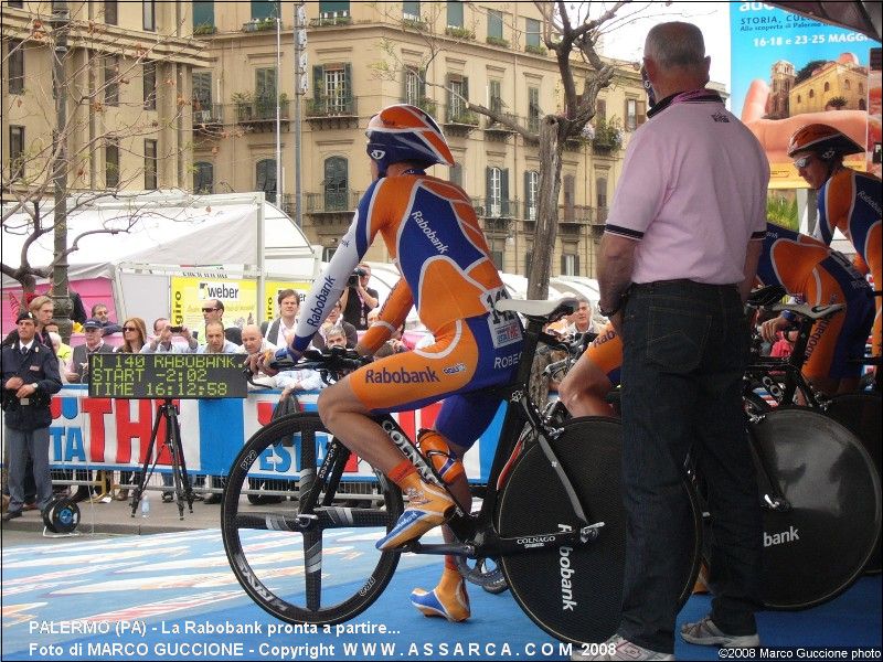 La Rabobank pronta a partire...