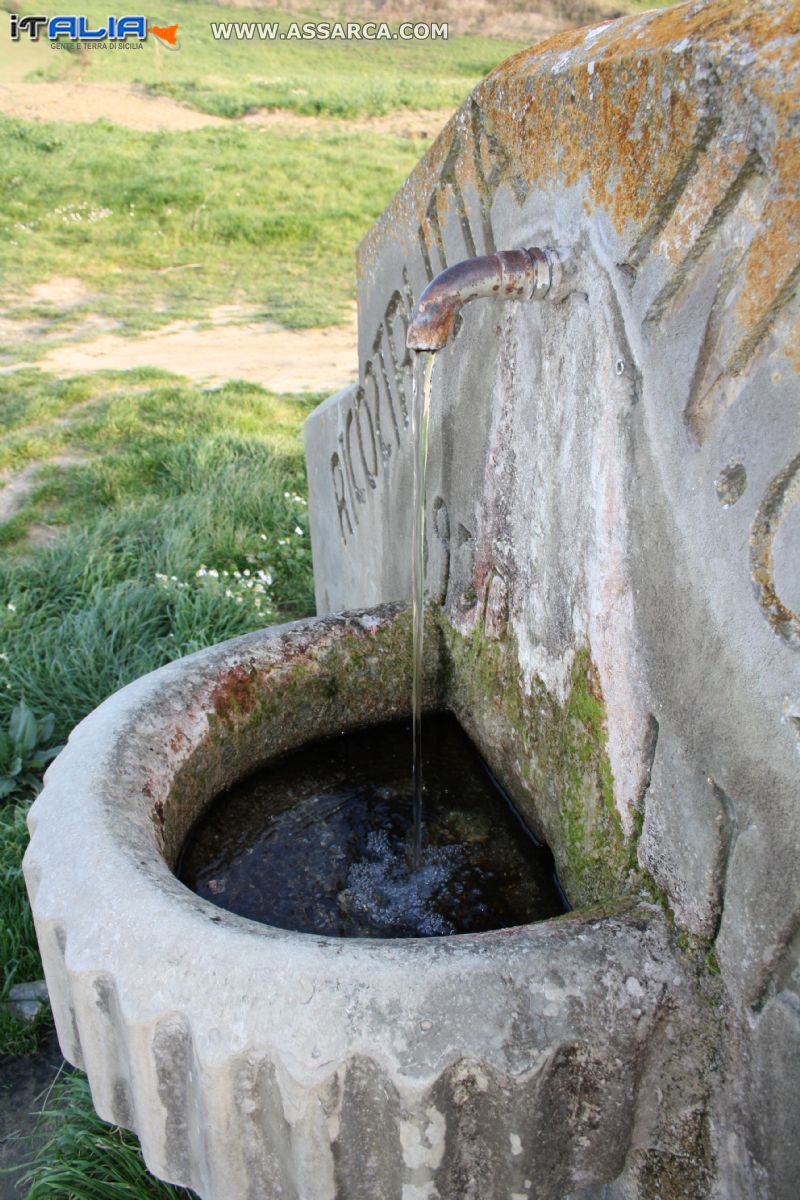 la fontana del bevaio di LA CERSA