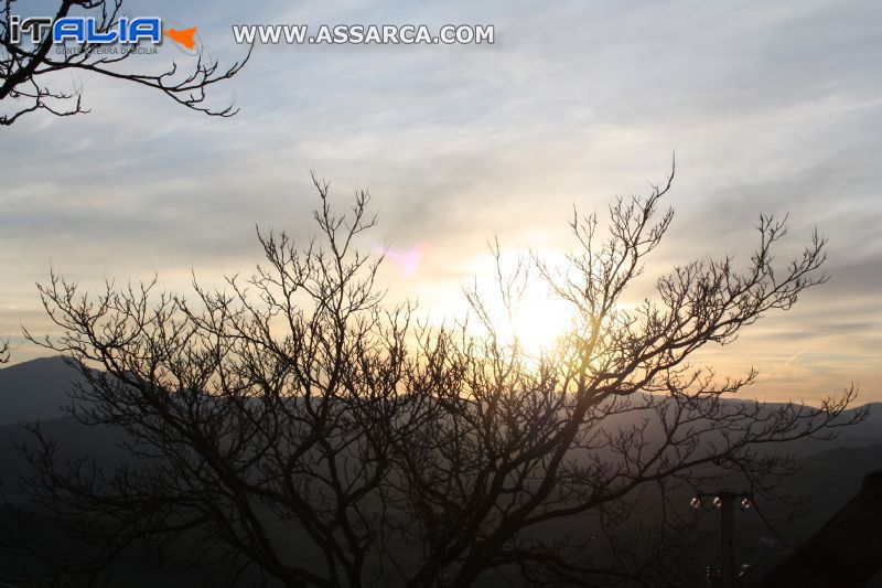 tramonto visto dalle grotte della gulfa