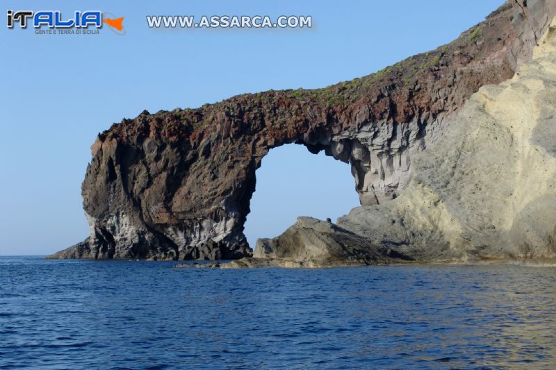 (Eolie)Salina- Punta del perciato