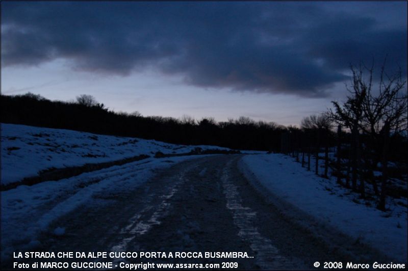 La strada che da Alpe Cucco porta a Rocca Busambra...