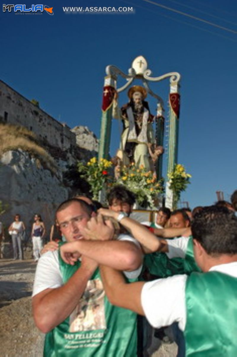 Processione in onore di San Pellegrino