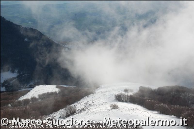 Salendo verso Pizzo Carbonara...