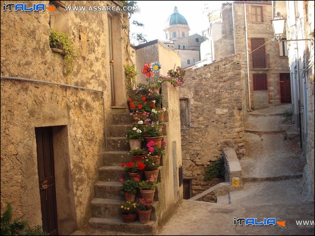 GANGI IN FIORE